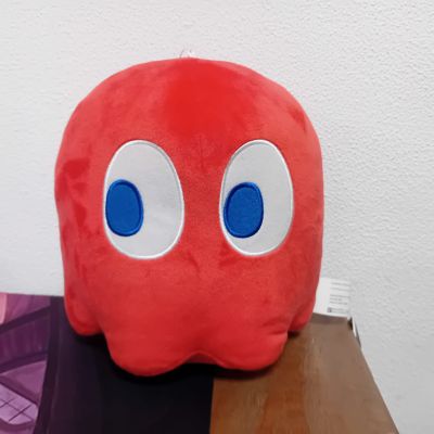 pac-man red ghost